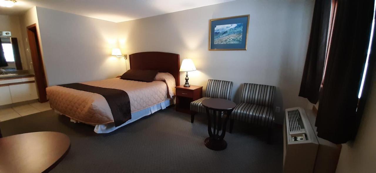 Motel Mary's